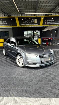 AUDI A3 1.8 TFSI SEDAN AMBITION 16V 180CV GASOLINA 4P AUTOMÁTICO